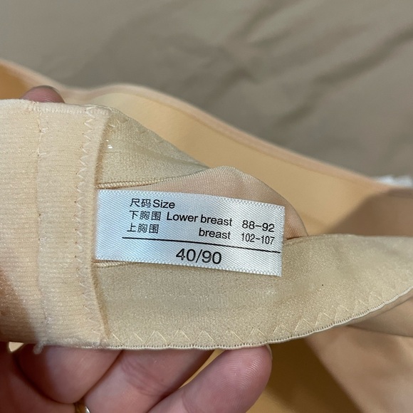 Magic push-up bra - Picture 3 of 6